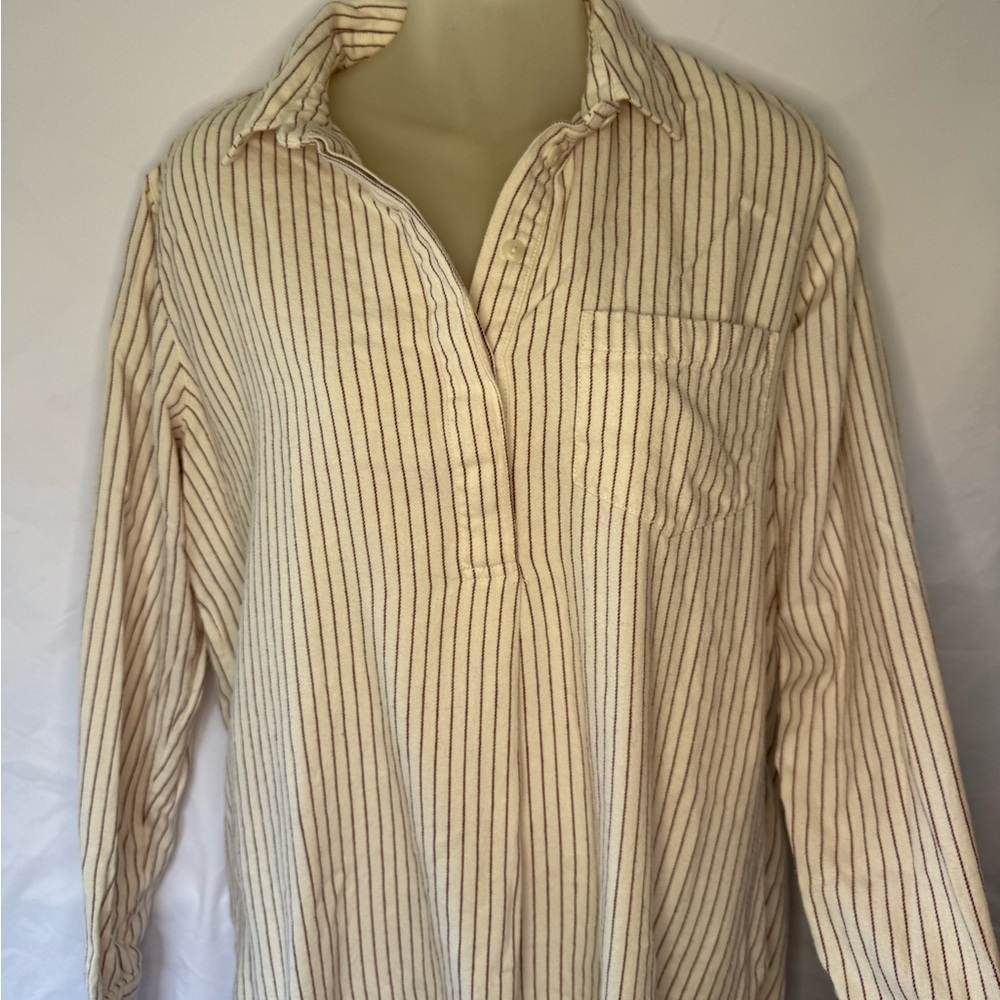 🤎 Madewell Striped Button-Down Shirt – Size M – Cozy, Cool, and Actually Useful